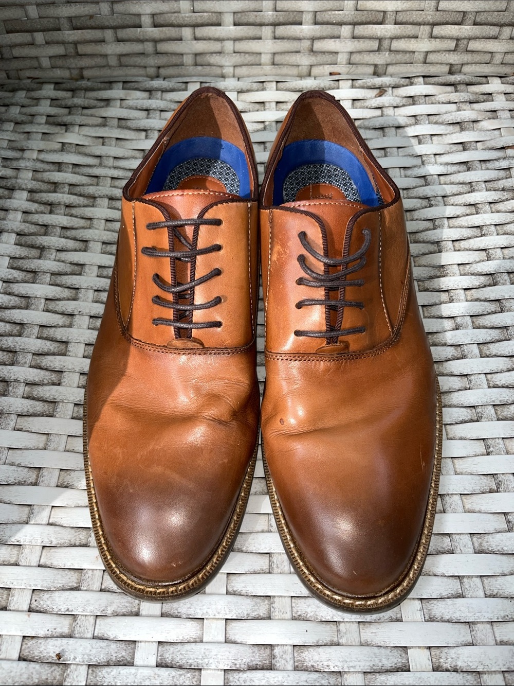 Vince Camuto Tan Leather Derby Shoes with Dark Brown Laces